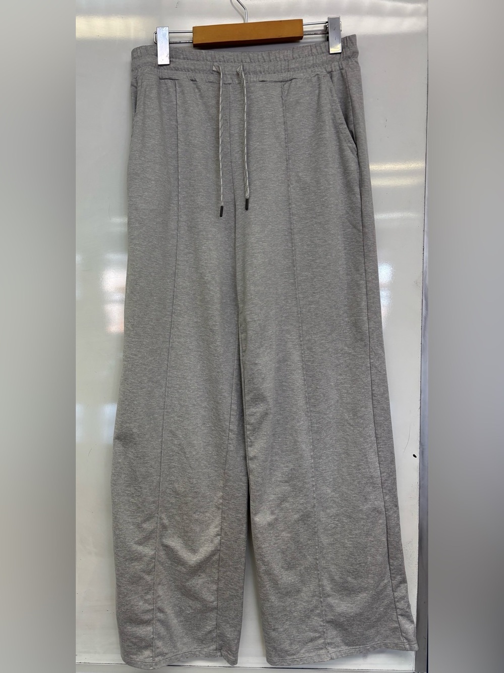 Kirkland Signature Women’s Lightweight Wide Leg Lounge Pants Gray Size Medium Po